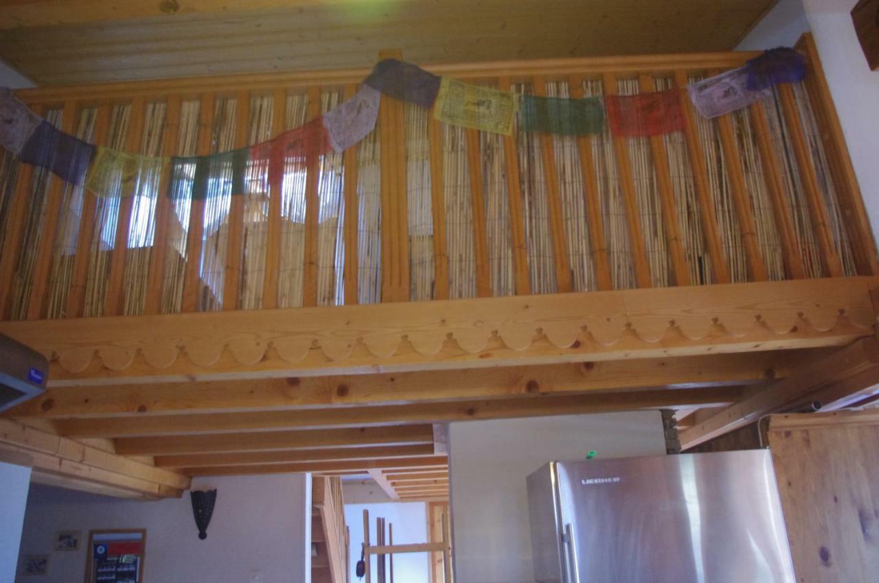 Central Hostel Châtel Exteriér fotografie