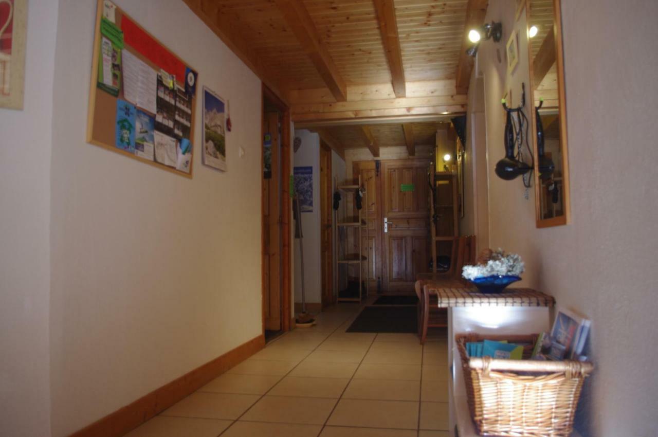 Central Hostel Châtel Exteriér fotografie